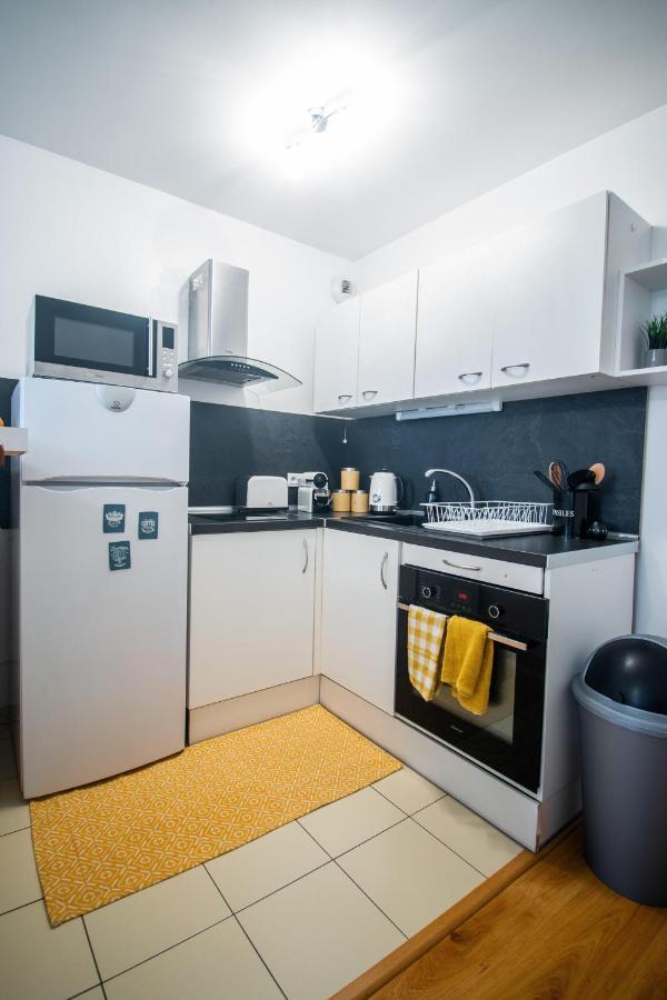 Le Retro Chic - T2 Haut Standing Au Coeur De Corbeil - 48 M2 Leilighet Eksteriør bilde