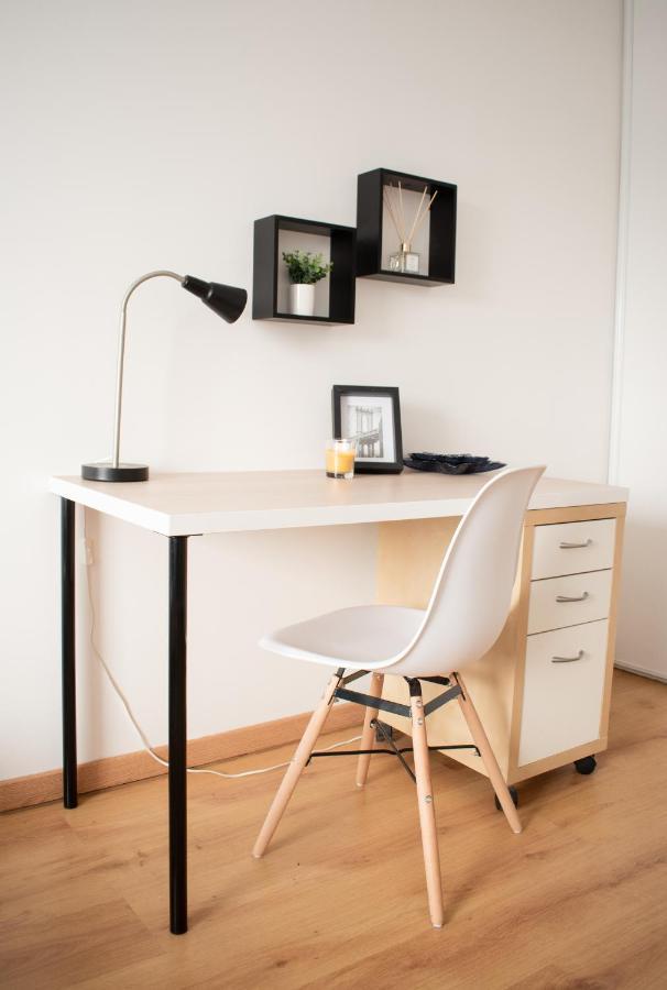 Le Retro Chic - T2 Haut Standing Au Coeur De Corbeil - 48 M2 Leilighet Eksteriør bilde